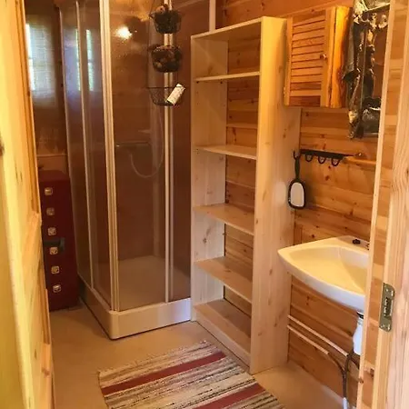 Charming Cabin In Beautiful Area Near Tromso *
