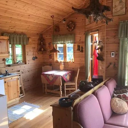 Charming Cabin In Beautiful Area Near Tromso Holiday home *